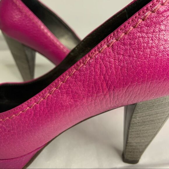 Escada Laurél Bow Heels / Pumps - Picture 11 of 13